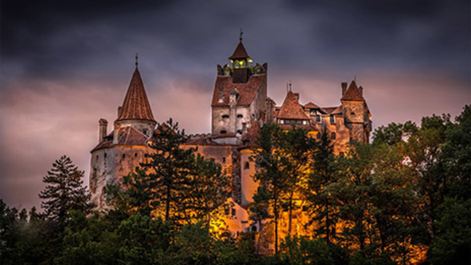 Фото замку дракули у трансільванії